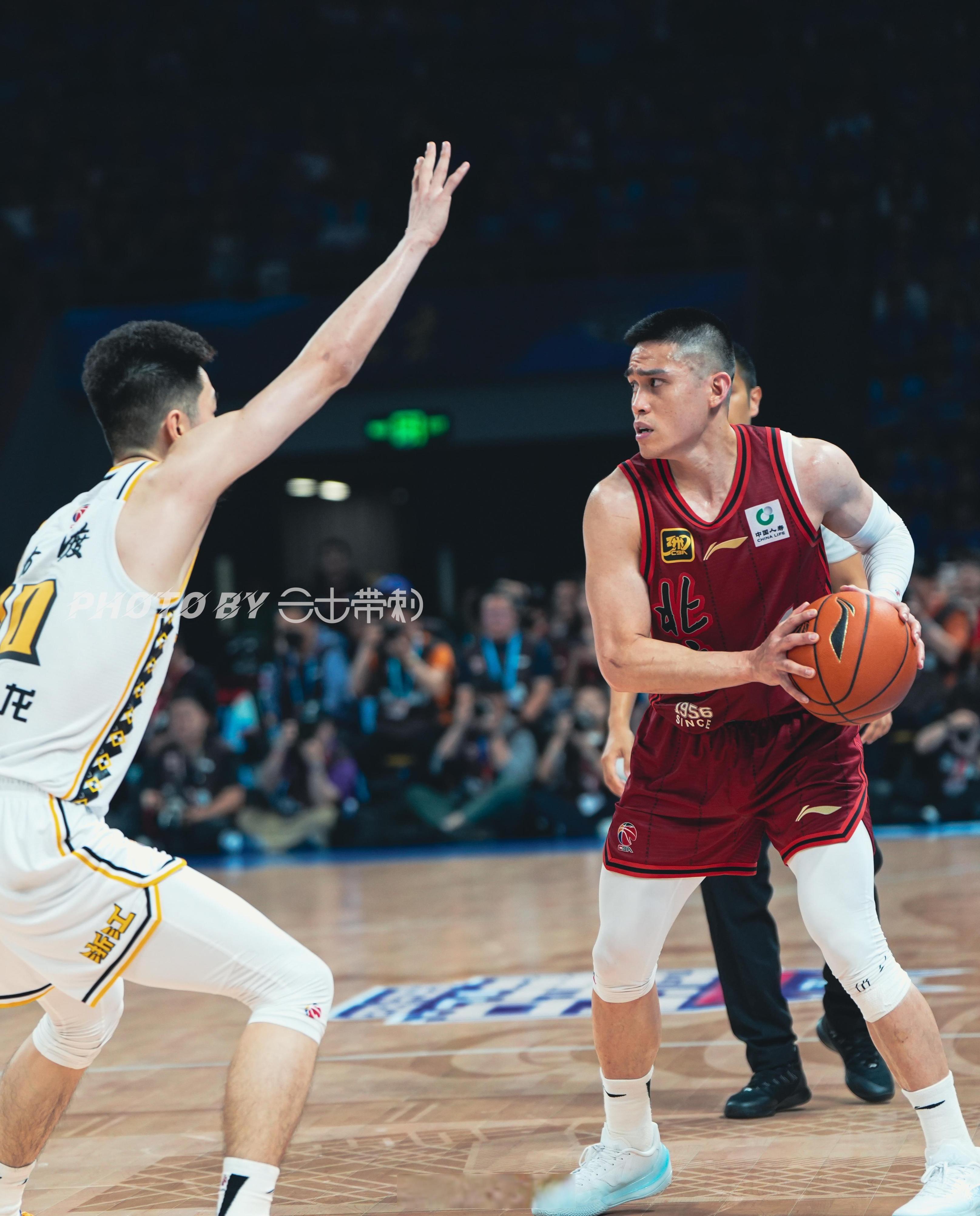 欧宝-风云突变广厦男篮关键时刻造点机会风云突变费城76人今夜外线爆发，这操作让人直呼：浙江队队长鼓劲备战意大利杯的简单介绍