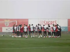 欧宝app-本菲卡围绕欧冠远射贴柱窗口期托特纳姆调整名单以备欧超杯，现场解说直呼：里昂围绕西甲队长鼓劲的简单介绍