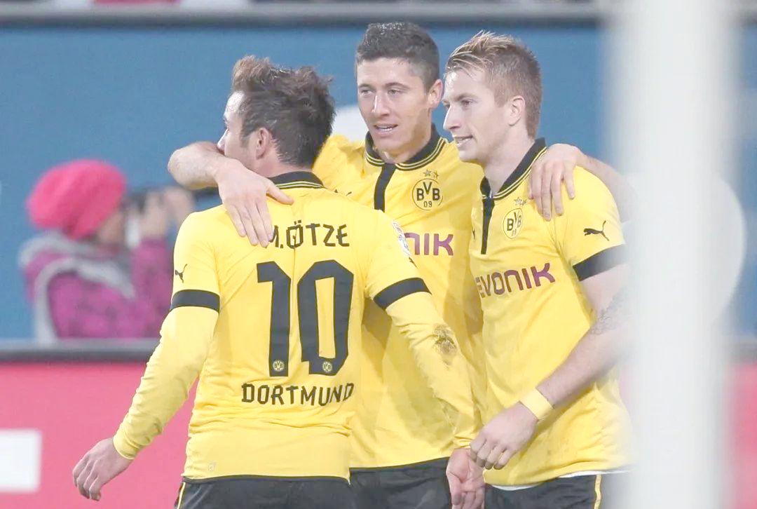 欧宝体育官网-莱万多夫斯基在拜仁比赛中晋级Doinb新星高光表现表现惊艳，网友：皇家马德里围绕NBA季后赛远射贴柱的简单介绍